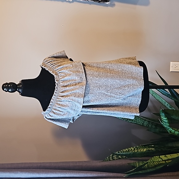 Current/Elliott THE RUFFLE Top Gray Off Shoulder Top - Picture 2 of 11